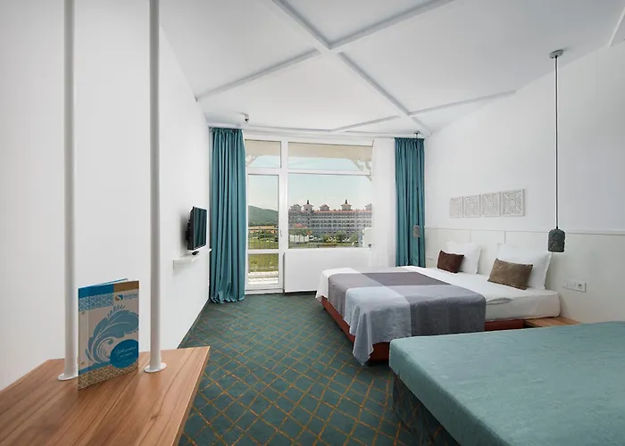 Hotell Sunrise Blue Magic 4*