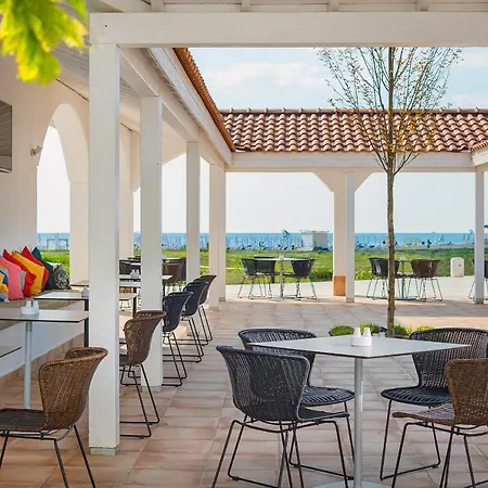 Hotel Sunrise Blue Magic