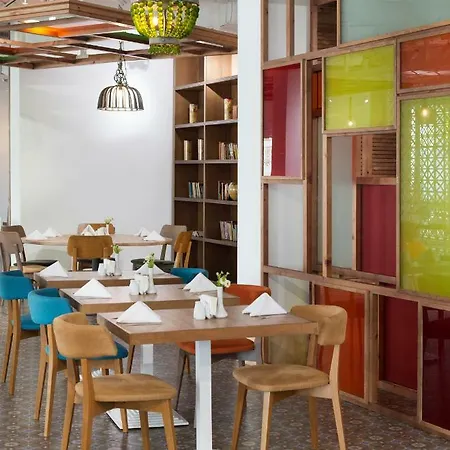 Sunrise Blue Magic Hotel 4*